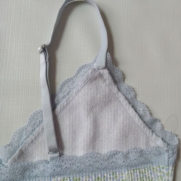 H&M Blue and Green Lace Trim Floral Print Cropped Ribbed Camisole Women's Large - Picture 8 of 12